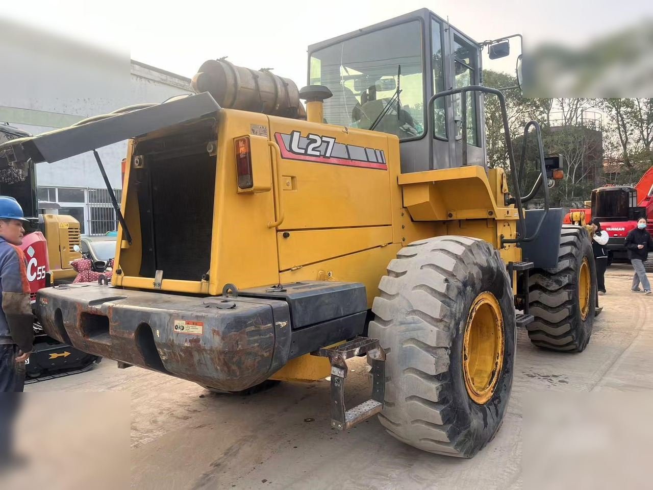 TCM L27 - Chargeuse sur pneus: photos 4 TCM L27 - Chargeuse sur pneus: photos 4