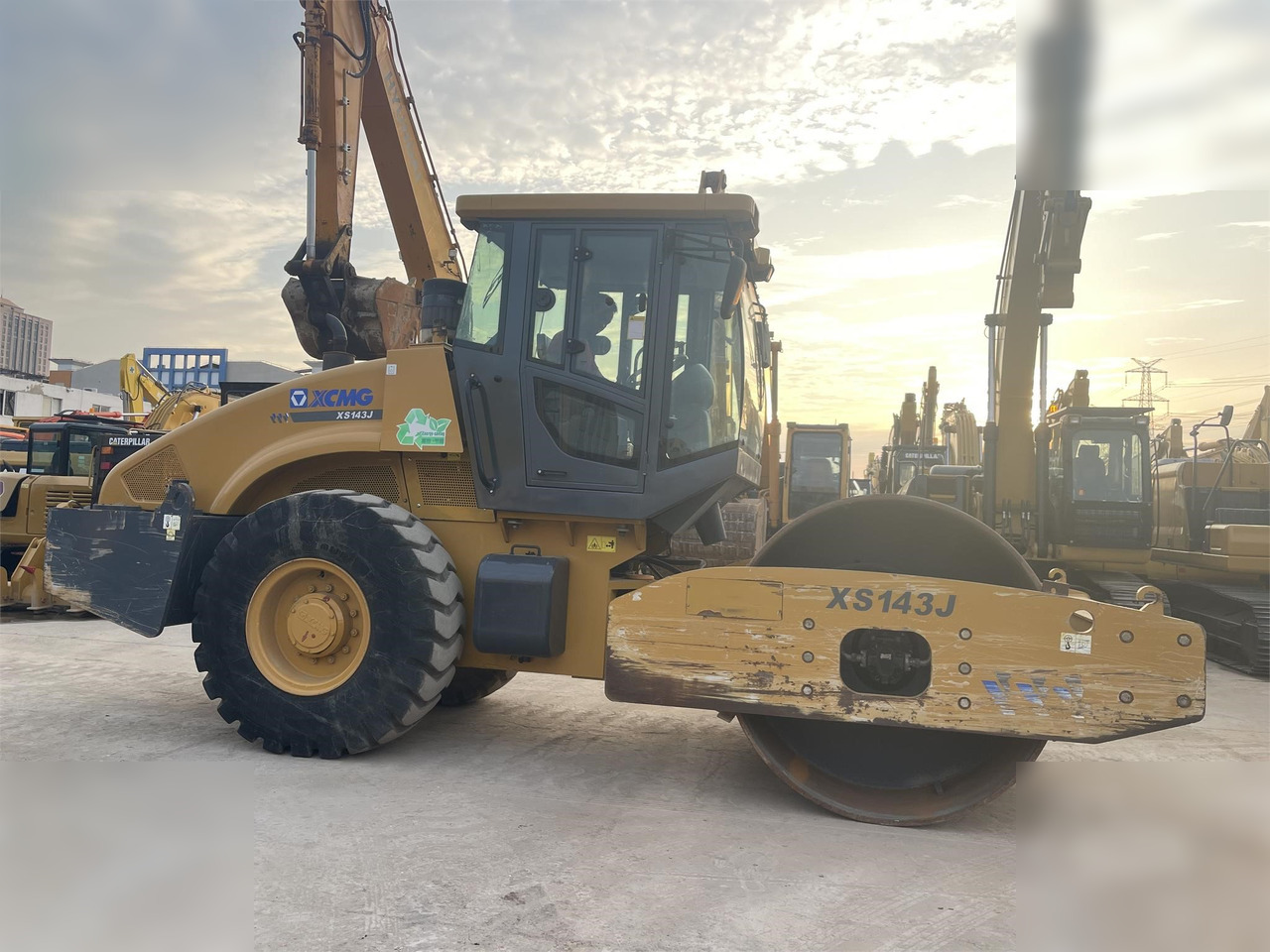 XCMG XS143J - Compacteur: photos 1 XCMG XS143J - Compacteur: photos 1