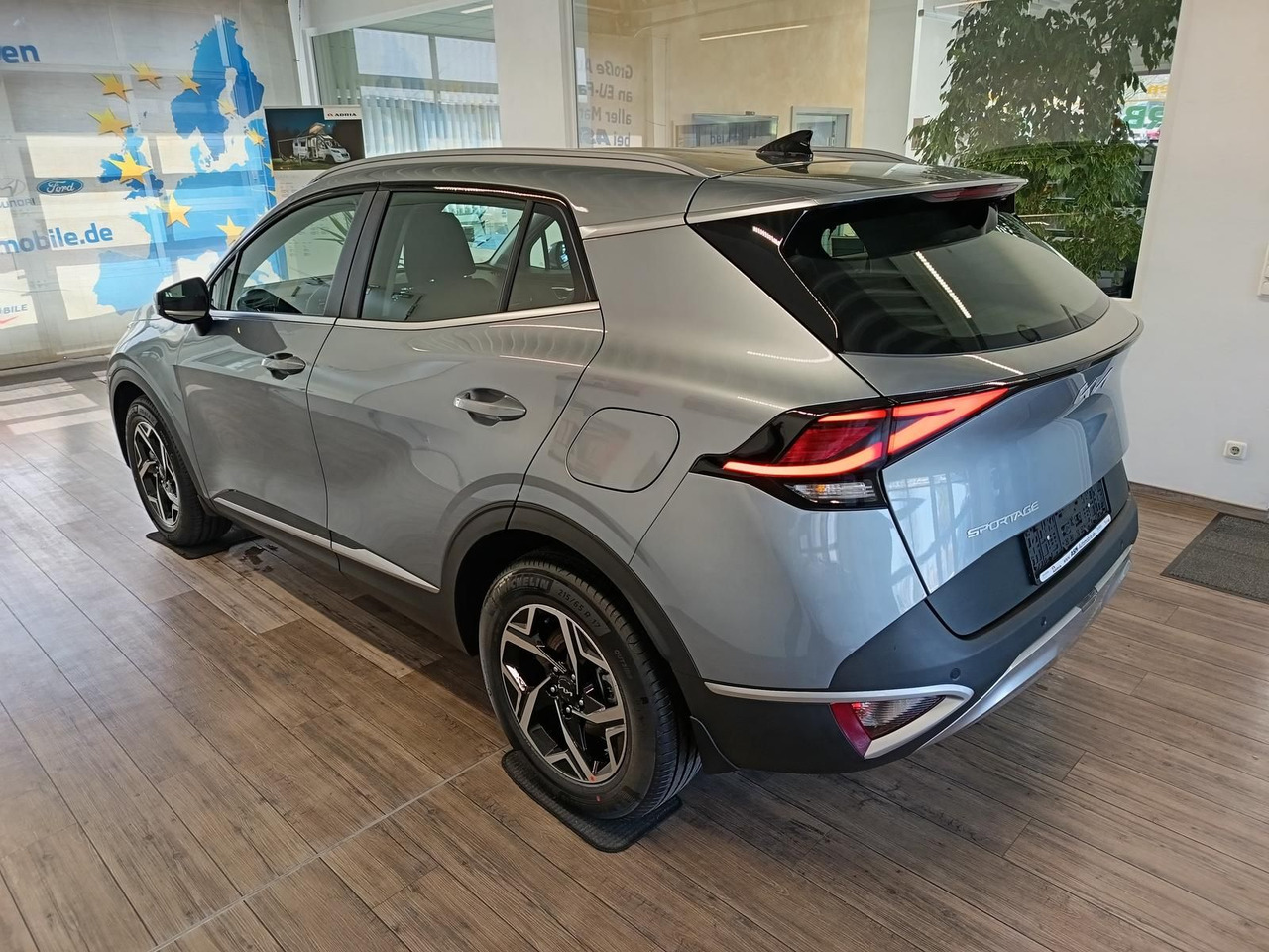 Kia Sportage 1.6 T-GDI DCT Vision*NAVI*LED*R-KAM*DAB - SUV: photos 4 Kia Sportage 1.6 T-GDI DCT Vision*NAVI*LED*R-KAM*DAB - SUV: photos 4
