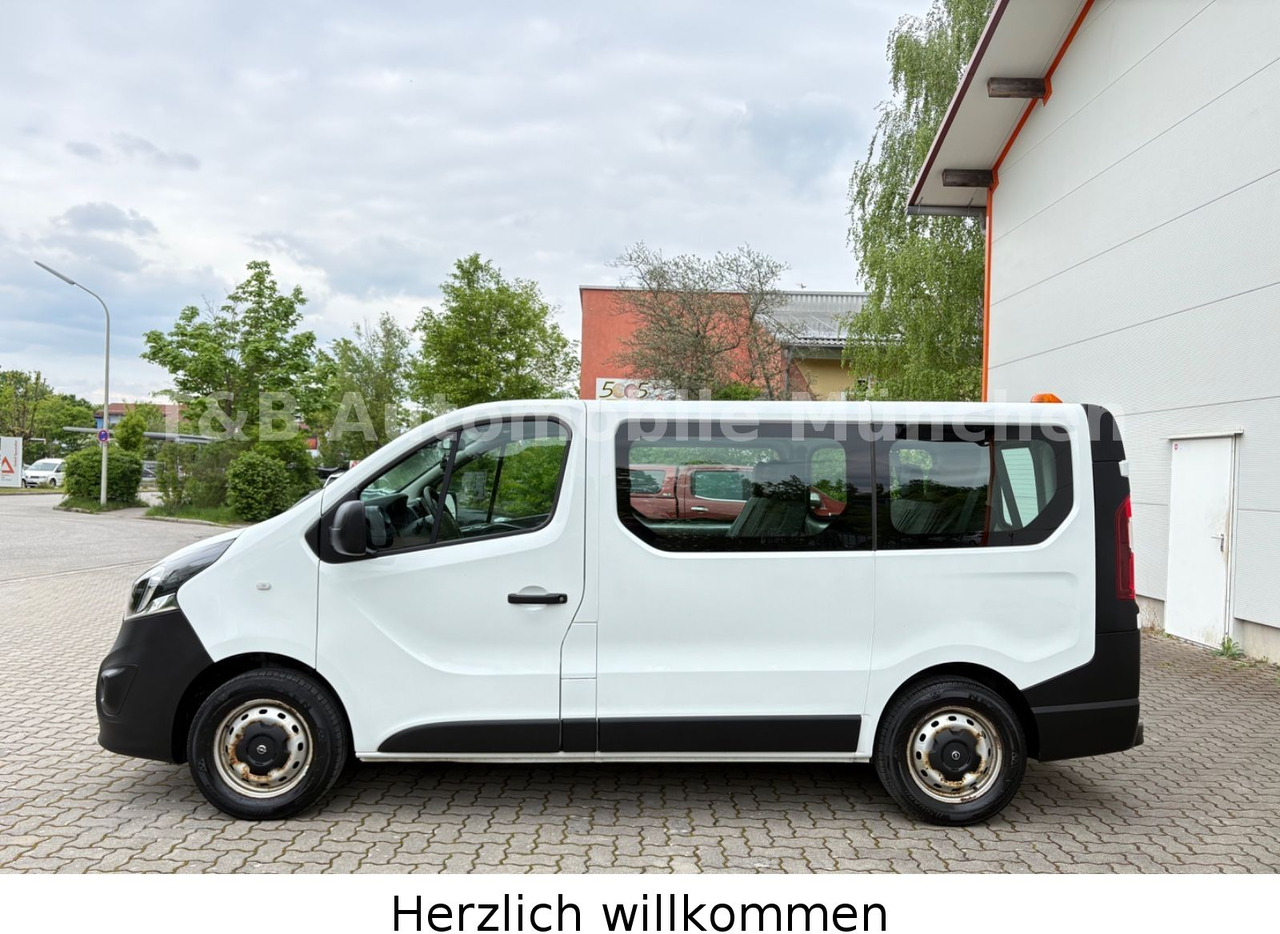 Opel Vivaro B/Combi*9-Si*Klima*Navi*AHK*PDC*Tempomat* - Transport de personnes: photos 1 Opel Vivaro B/Combi*9-Si*Klima*Navi*AHK*PDC*Tempomat* - Transport de personnes: photos 1