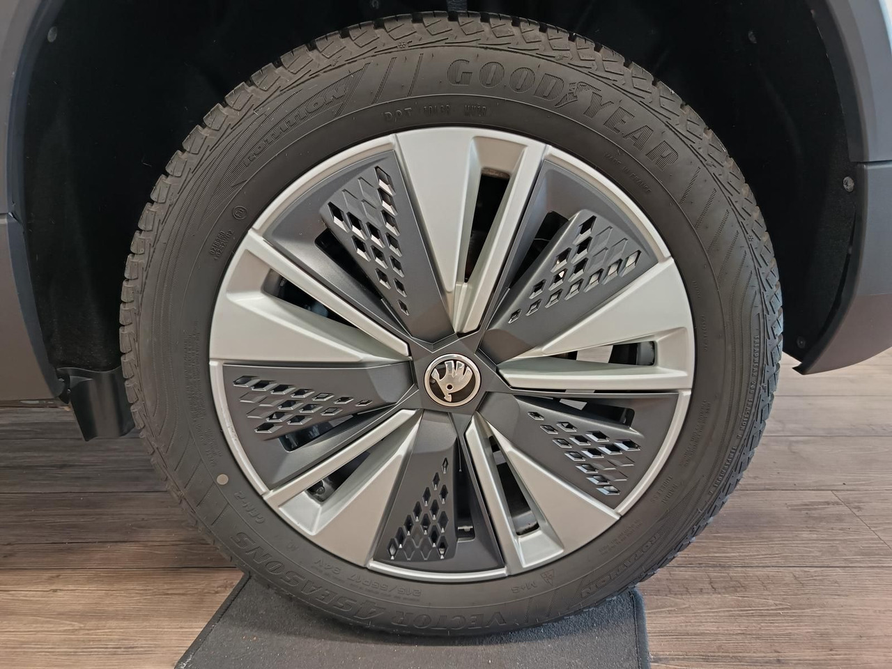 SUV Skoda Karoq Style 1,5TSI DSG*AHK-VORBER*NAVI*LED*R-KAM: photos 21