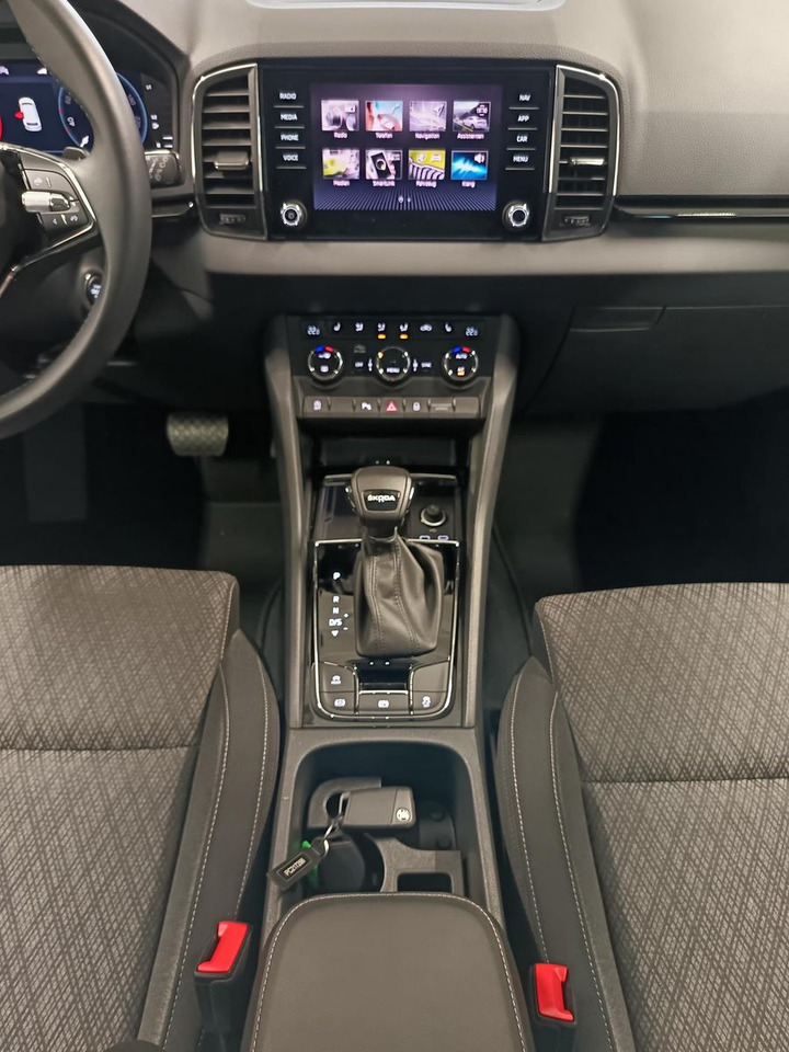 SUV Skoda Karoq Style 1,5TSI DSG*AHK-VORBER*NAVI*LED*R-KAM: photos 8
