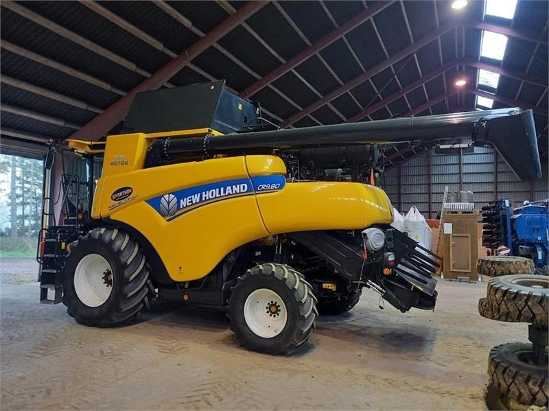 New Holland CR9.80 - Moissonneuse-batteuse: photos 2 New Holland CR9.80 - Moissonneuse-batteuse: photos 2