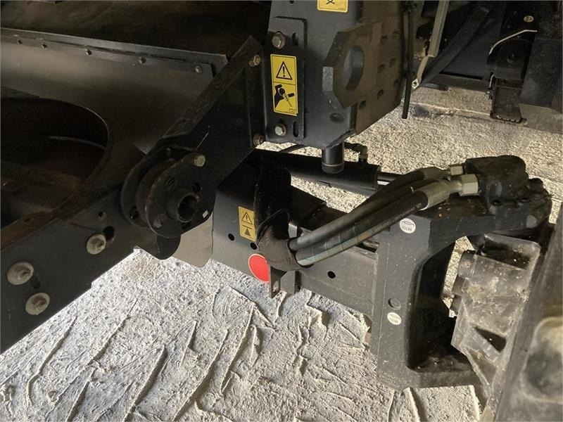 New Holland CR9090 35 fod VF bord og 4wd mm. - Moissonneuse-batteuse: photos 5 New Holland CR9090 35 fod VF bord og 4wd mm. - Moissonneuse-batteuse: photos 5