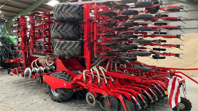 Pöttinger Terrasem C6 Fertilizer - Semoir: photos 3 Pöttinger Terrasem C6 Fertilizer - Semoir: photos 3