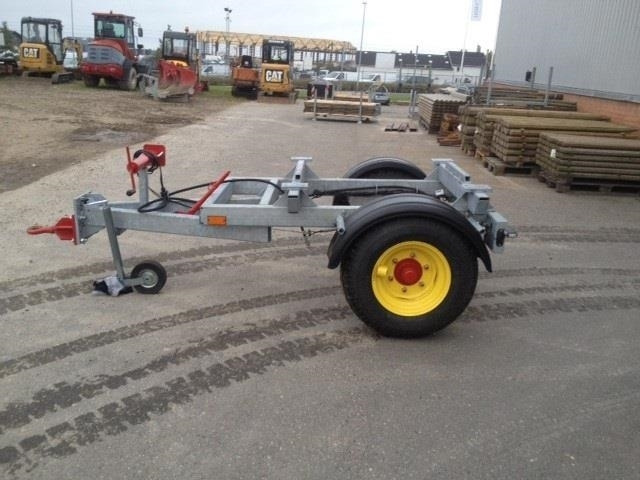 Solus Saltspreder undervogn - Véhicule de voirie/ Spécial: photos 2 Solus Saltspreder undervogn - Véhicule de voirie/ Spécial: photos 2