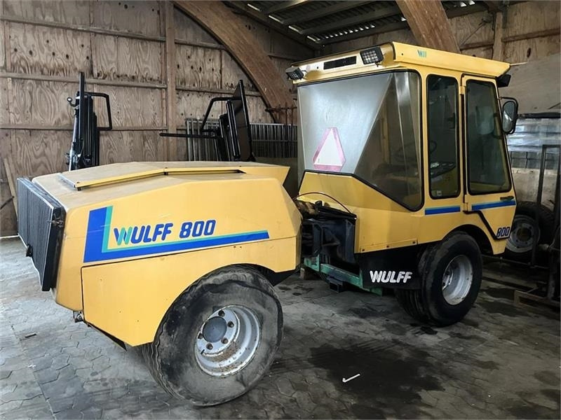 Wulff 800 - Tracteur communal: photos 1 Wulff 800 - Tracteur communal: photos 1