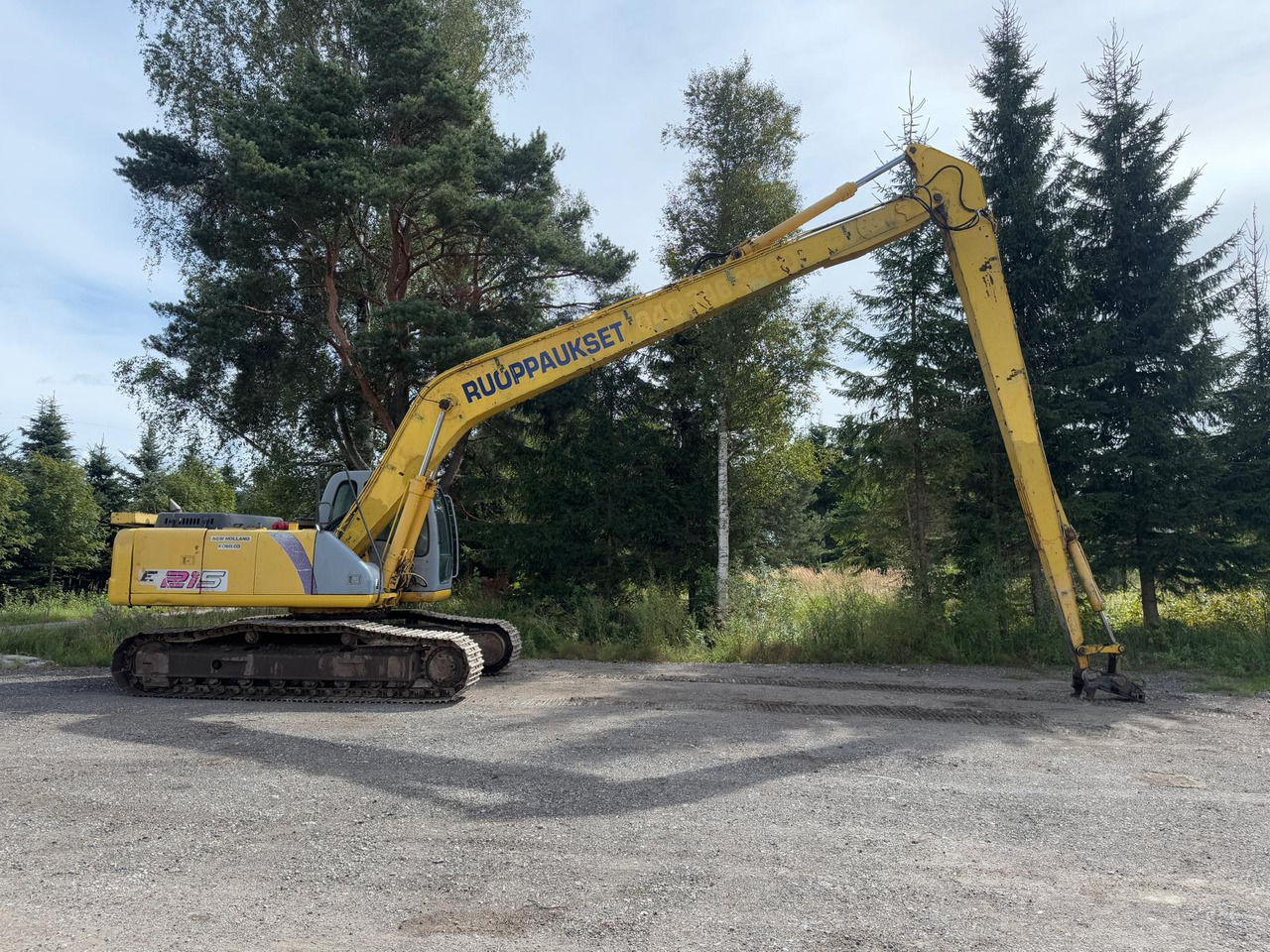 New Holland E 215 - Pelle sur chenille: photos 5 New Holland E 215 - Pelle sur chenille: photos 5