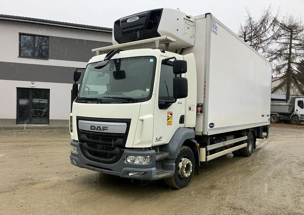 DAF Daf LF 16.250 chłodnia multi temperatura 16 palet - Camion frigorifique: photos 1 DAF Daf LF 16.250 chłodnia multi temperatura 16 palet - Camion frigorifique: photos 1