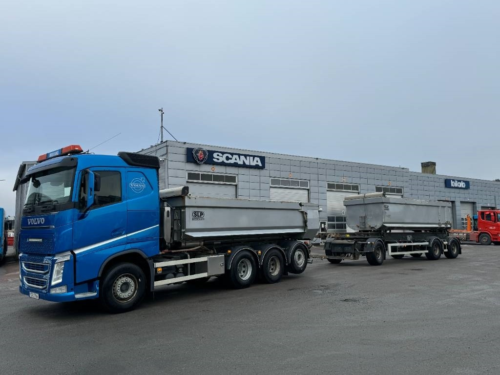 Volvo FH 540 8x4 SLP Automatkassett ekipage - Camion benne: photos 1 Volvo FH 540 8x4 SLP Automatkassett ekipage - Camion benne: photos 1