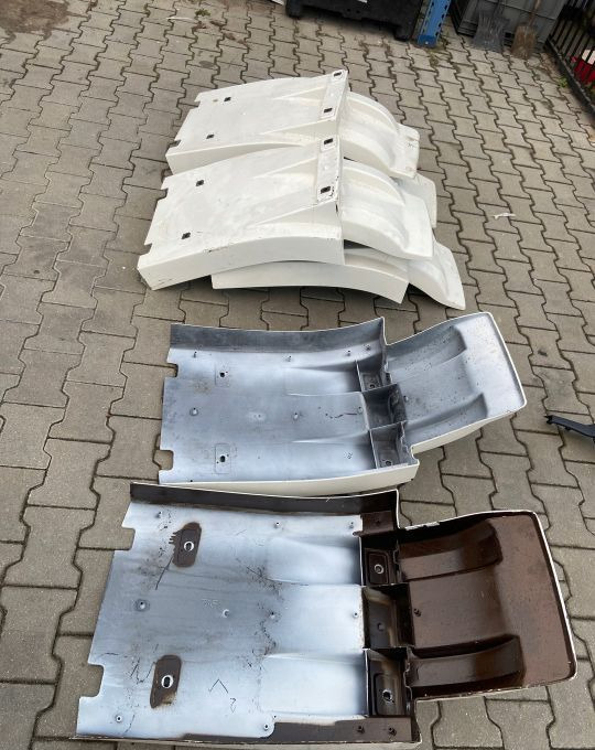 Błotnik Volvo FH 4 euro 6 nadkole chlapacz - Aile pour Camion: photos 2 Błotnik Volvo FH 4 euro 6 nadkole chlapacz - Aile pour Camion: photos 2