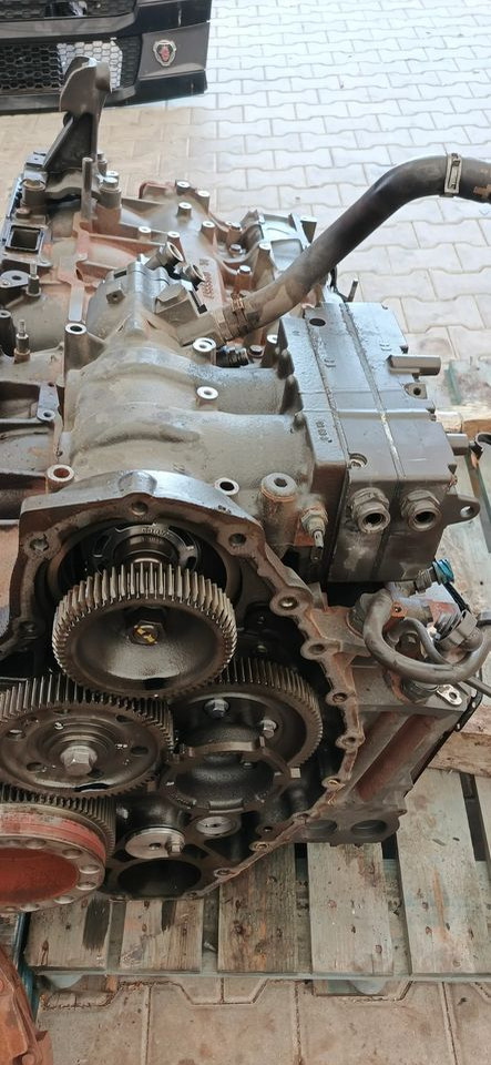 DAF XF 106 EURO 6 MX13 KOMPRESORA SPRĘŻARKA POWIETRZA 2042155 - Compresseur pour Camion: photos 2 DAF XF 106 EURO 6 MX13 KOMPRESORA SPRĘŻARKA POWIETRZA 2042155 - Compresseur pour Camion: photos 2