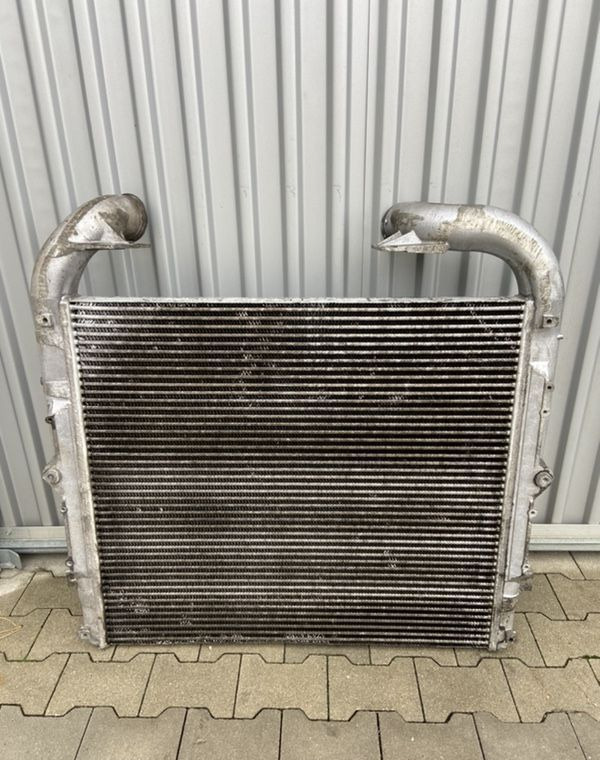 Intercooler Scania G euro 6 chłodnica powietrza 1902444 - Intercooler pour Camion: photos 1 Intercooler Scania G euro 6 chłodnica powietrza 1902444 - Intercooler pour Camion: photos 1