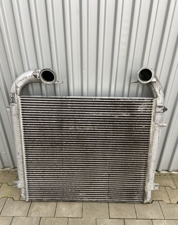 Intercooler Scania G euro 6 chłodnica powietrza 1902444 - Intercooler pour Camion: photos 2 Intercooler Scania G euro 6 chłodnica powietrza 1902444 - Intercooler pour Camion: photos 2