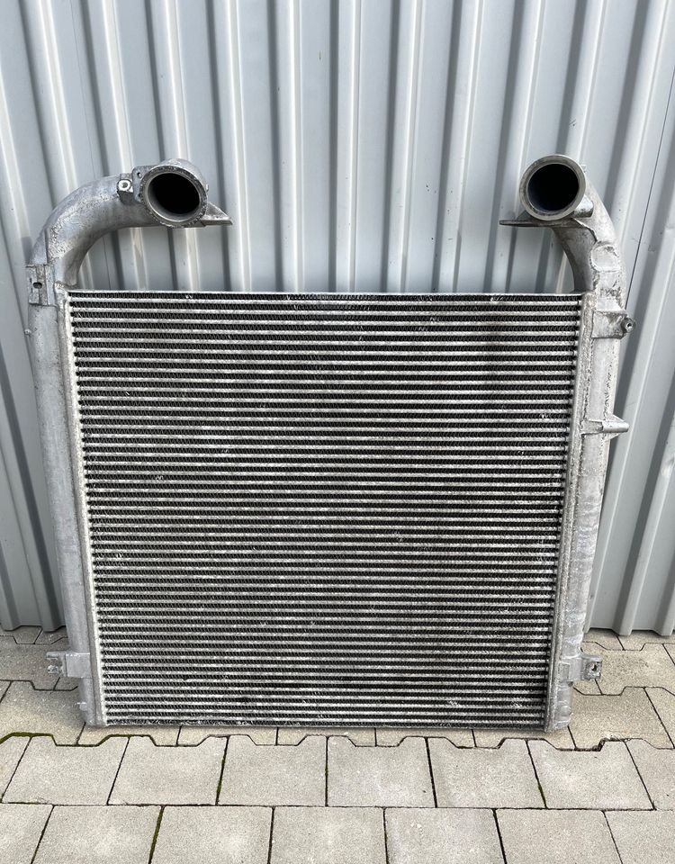 Intercooler Scania R euro 6 1949827 chłodnica powietrza - Système de refroidissement pour Camion: photos 2 Intercooler Scania R euro 6 1949827 chłodnica powietrza - Système de refroidissement pour Camion: photos 2