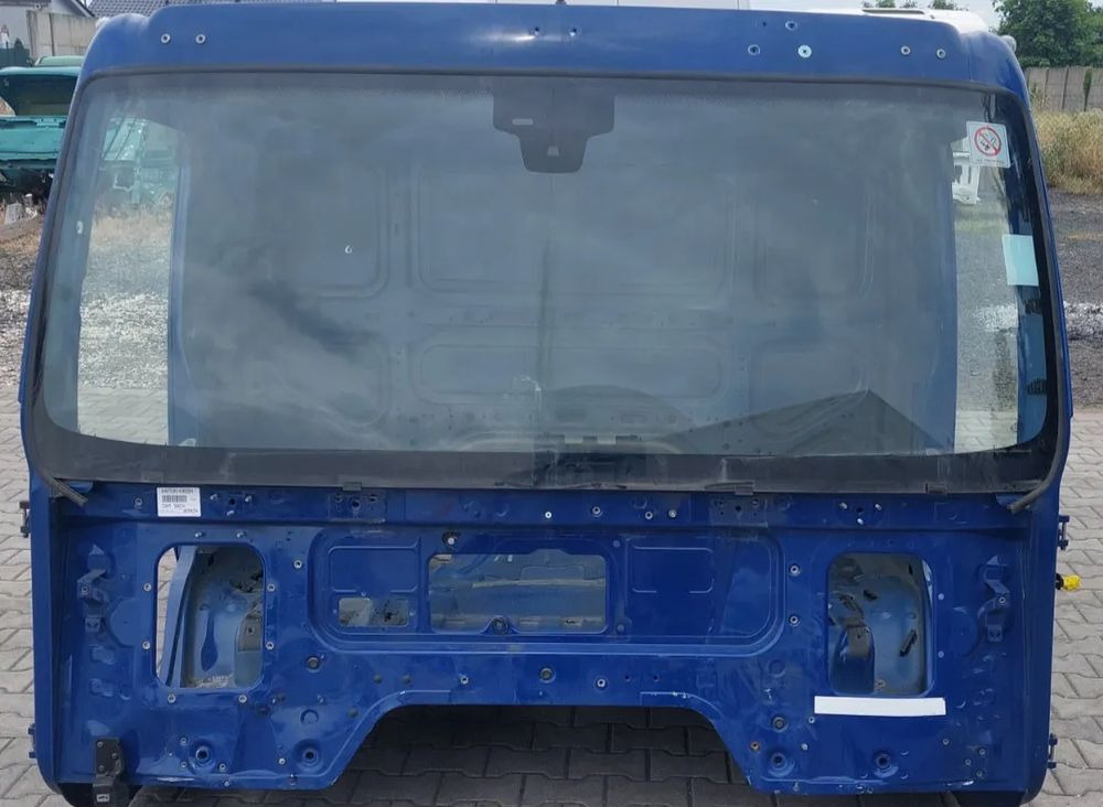 KABINA VOLVO FL 2022R - Cabine pour Camion: photos 1 KABINA VOLVO FL 2022R - Cabine pour Camion: photos 1