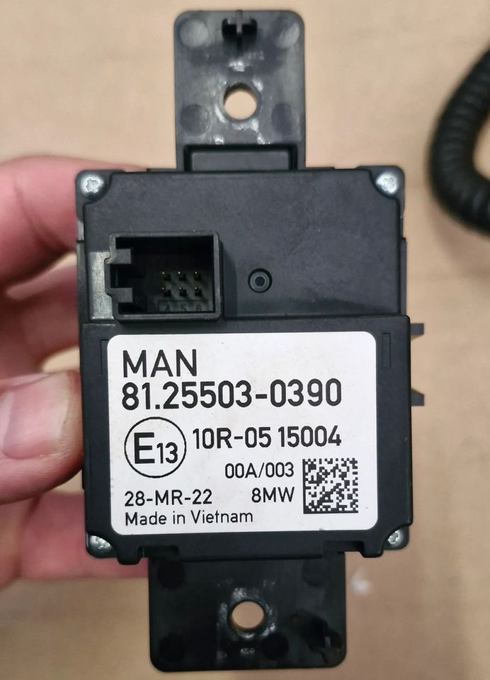 MAN TG3 TGX TGS HAMULEC RĘCZNY 81.25503-0390 - Système de carburant: photos 2 MAN TG3 TGX TGS HAMULEC RĘCZNY 81.25503-0390 - Système de carburant: photos 2