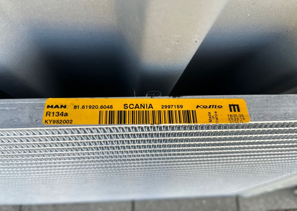 NOWA Chłodnica klimatyzacji MAN TG3 TGX TGS nowy model skraplacz - Condenseur pour Camion: photos 2 NOWA Chłodnica klimatyzacji MAN TG3 TGX TGS nowy model skraplacz - Condenseur pour Camion: photos 2