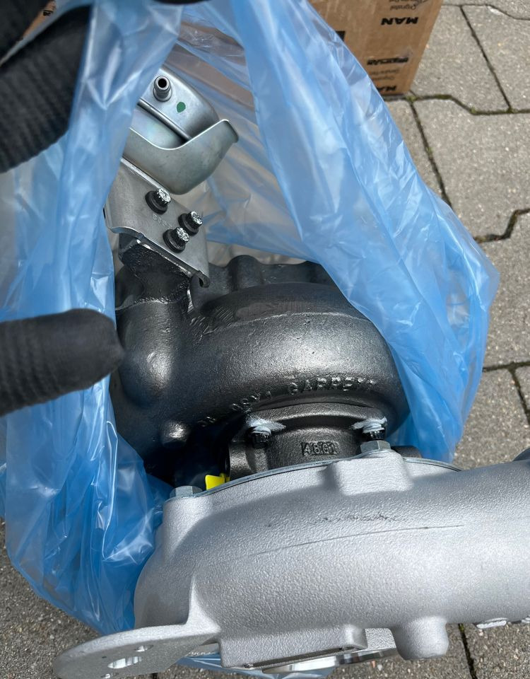 NOWA turbosprężarka MAN TGX TGS euro 6 D26 turbina - Moteur pour Camion: photos 3 NOWA turbosprężarka MAN TGX TGS euro 6 D26 turbina - Moteur pour Camion: photos 3