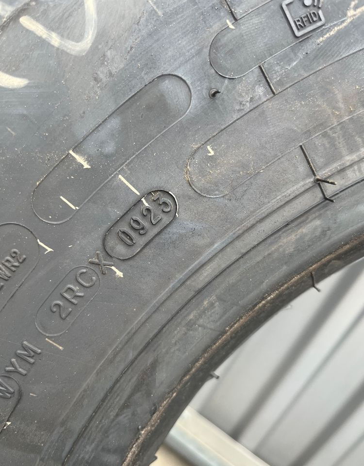 Opony Michelin X 10 R 17.5 jak NOWE - Pneu pour Camion: photos 5 Opony Michelin X 10 R 17.5 jak NOWE - Pneu pour Camion: photos 5