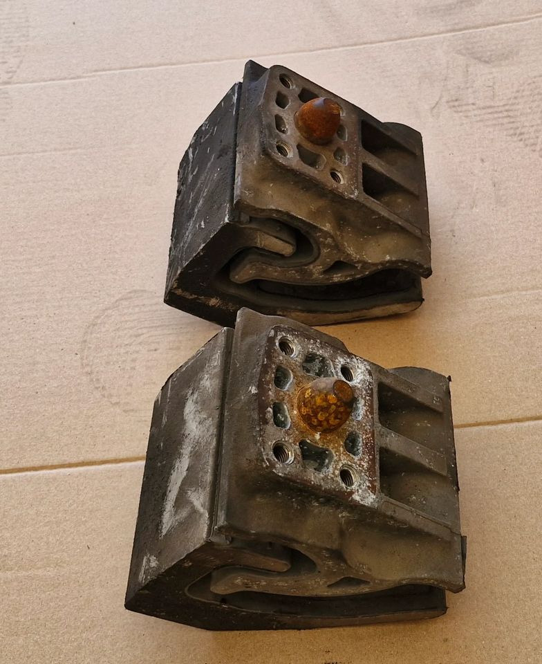 SCANIA R S PODUSZKA SILNIKA - Support de moteur pour Camion: photos 2 SCANIA R S PODUSZKA SILNIKA - Support de moteur pour Camion: photos 2