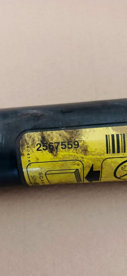 SCANIA R S SIŁOWNIK DRĄŻEK PODNOSZENIA KABINY 2567559 - Vérin hydraulique pour Camion: photos 2 SCANIA R S SIŁOWNIK DRĄŻEK PODNOSZENIA KABINY 2567559 - Vérin hydraulique pour Camion: photos 2