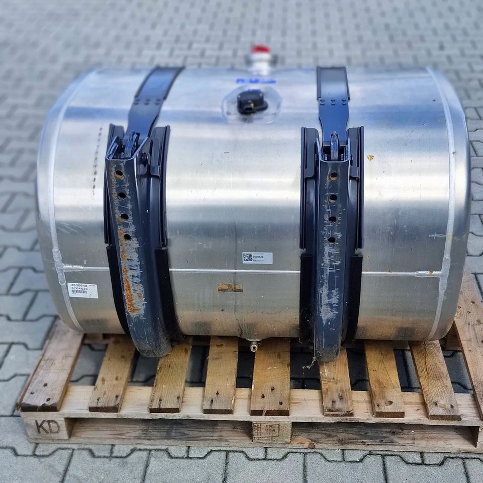 SCANIA R S ZBIORNIK PALIWA 395L NOWY - Réservoir de carburant pour Camion: photos 2 SCANIA R S ZBIORNIK PALIWA 395L NOWY - Réservoir de carburant pour Camion: photos 2