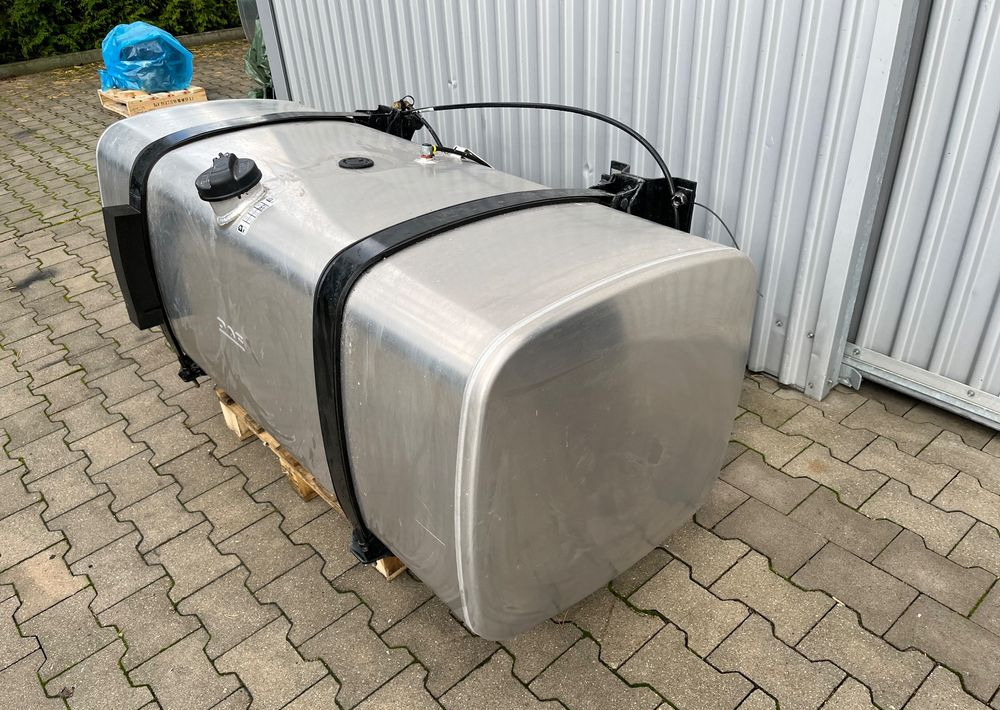 Zbiornik paliwa DAF XG XF CF 620 litrów bak jak NOWY - Système de carburant pour Camion: photos 2 Zbiornik paliwa DAF XG XF CF 620 litrów bak jak NOWY - Système de carburant pour Camion: photos 2