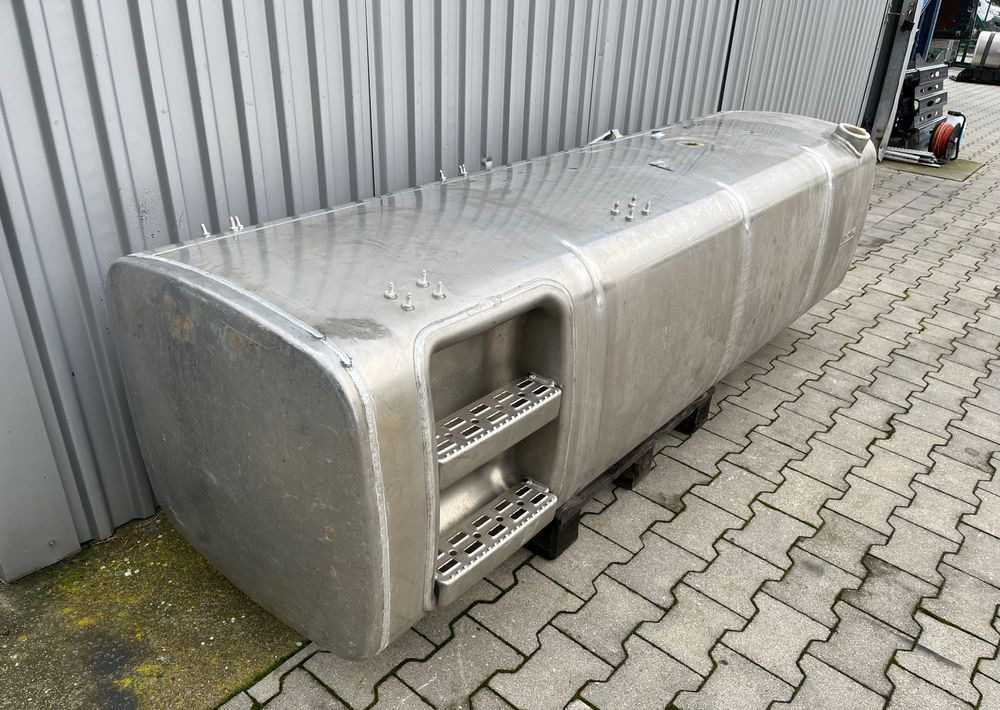 Zbiornik paliwa DAF XG XF CF 845 litrów bak - Système de carburant pour Camion: photos 3 Zbiornik paliwa DAF XG XF CF 845 litrów bak - Système de carburant pour Camion: photos 3