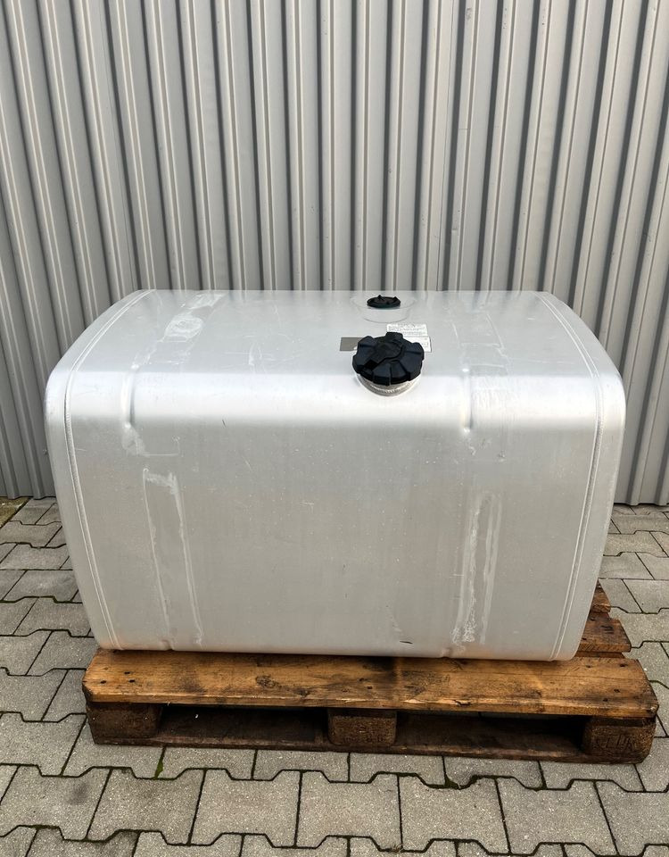 Zbiornik paliwa MAN TGX TGS 460 litrów bak - Système de carburant pour Camion: photos 1 Zbiornik paliwa MAN TGX TGS 460 litrów bak - Système de carburant pour Camion: photos 1