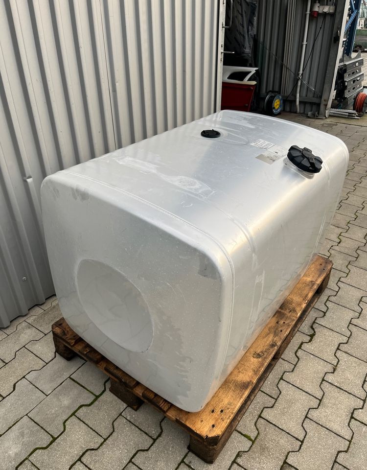 Zbiornik paliwa MAN TGX TGS 460 litrów bak - Système de carburant pour Camion: photos 3 Zbiornik paliwa MAN TGX TGS 460 litrów bak - Système de carburant pour Camion: photos 3