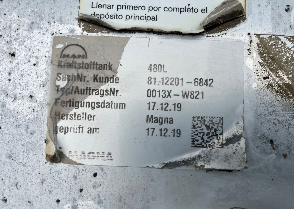 Zbiornik paliwa MAN TGX TGS 480 litrów bak - Système de carburant pour Camion: photos 5 Zbiornik paliwa MAN TGX TGS 480 litrów bak - Système de carburant pour Camion: photos 5