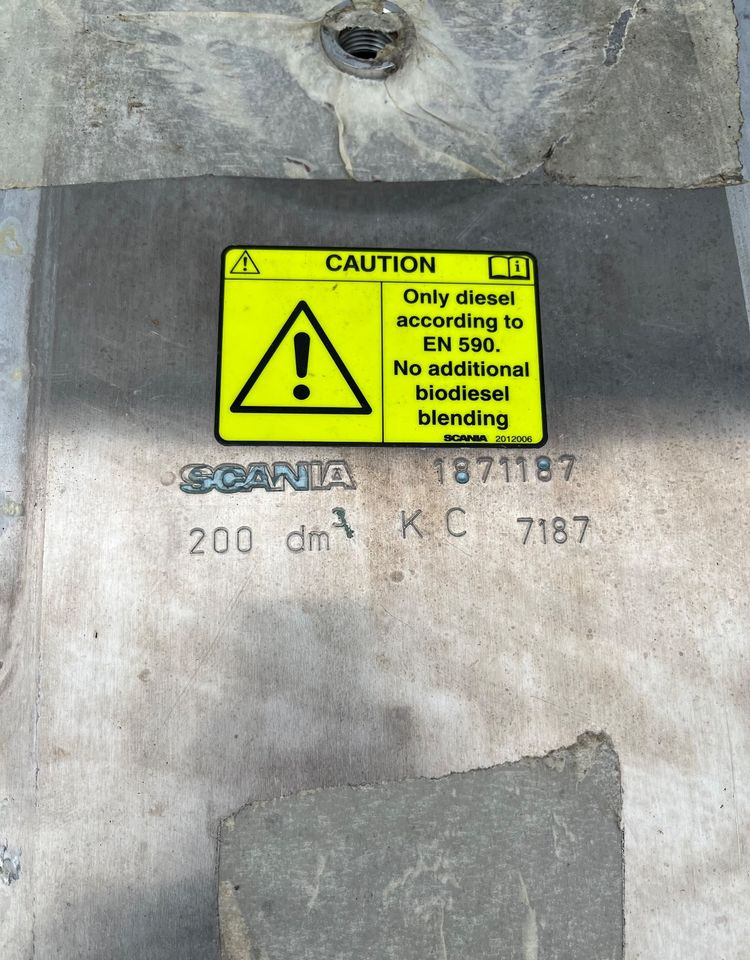 Zbiornik paliwa Scania R S 200L bak 1871187 jak NOWY - Système de carburant pour Camion: photos 4 Zbiornik paliwa Scania R S 200L bak 1871187 jak NOWY - Système de carburant pour Camion: photos 4