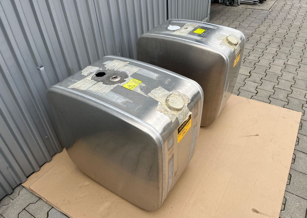 Zbiornik paliwa Scania R S 200L bak 1871187 jak NOWY - Système de carburant pour Camion: photos 3 Zbiornik paliwa Scania R S 200L bak 1871187 jak NOWY - Système de carburant pour Camion: photos 3