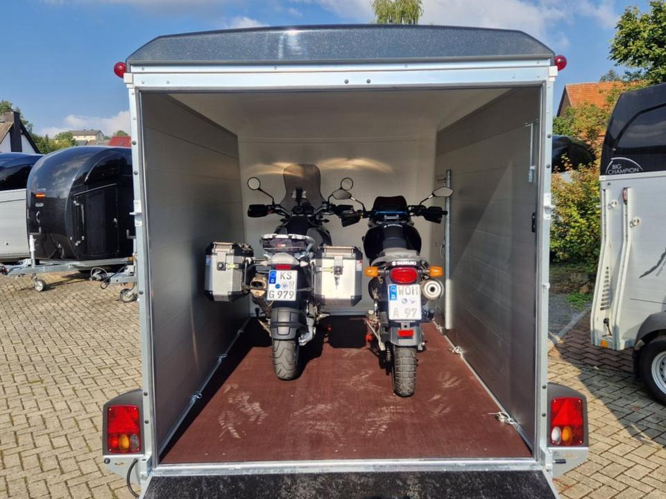 Böckmann KT-PB-AL 3018/27 Kofferanhänger,100 km/h,PKW Anhänger - Remorque fourgon: photos 1 Böckmann KT-PB-AL 3018/27 Kofferanhänger,100 km/h,PKW Anhänger - Remorque fourgon: photos 1