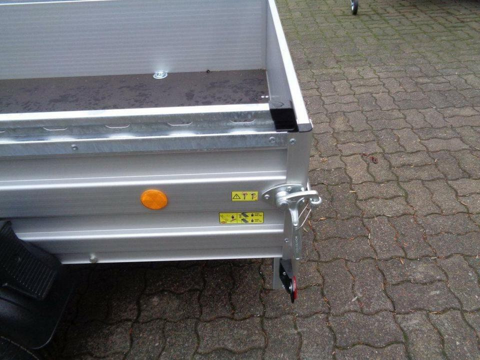 Böckmann PKW-Anhänger 1,0 to. Alu 100 km/h, gebremst - Remorque voiture: photos 4 Böckmann PKW-Anhänger 1,0 to. Alu 100 km/h, gebremst - Remorque voiture: photos 4