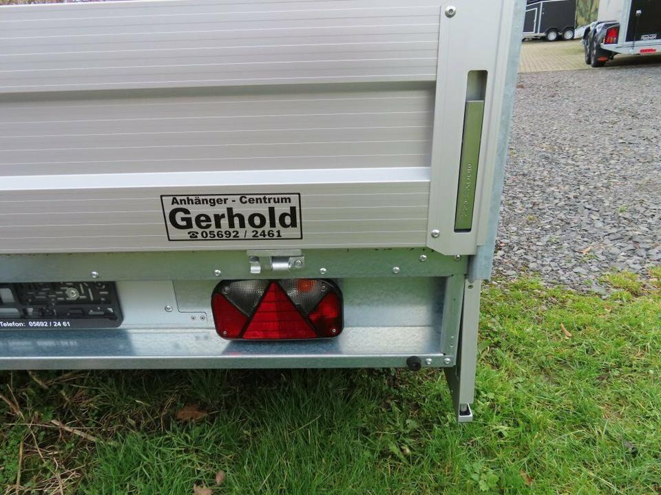 Böckmann PKW-Anhänger, 2,7 to. HL-AL 3718/27 F, Hochlader - Remorque plateau: photos 5 Böckmann PKW-Anhänger, 2,7 to. HL-AL 3718/27 F, Hochlader - Remorque plateau: photos 5