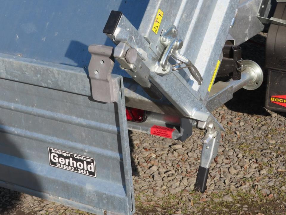Böckmann PKW-Anhänger Elektro-Dreiseitenkipper 3,5 to Stahlbord. - Remorque benne: photos 3 Böckmann PKW-Anhänger Elektro-Dreiseitenkipper 3,5 to Stahlbord. - Remorque benne: photos 3
