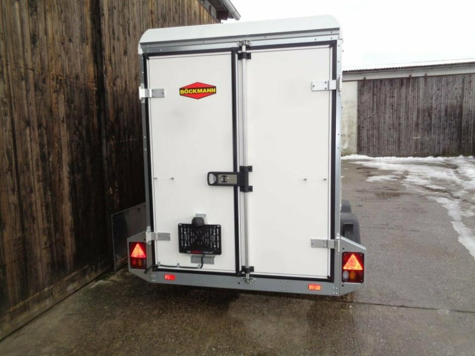 Böckmann PKW-Anhänger, KT3015/20 M-F, Koffer, 2,0 to. - Remorque fourgon: photos 3 Böckmann PKW-Anhänger, KT3015/20 M-F, Koffer, 2,0 to. - Remorque fourgon: photos 3