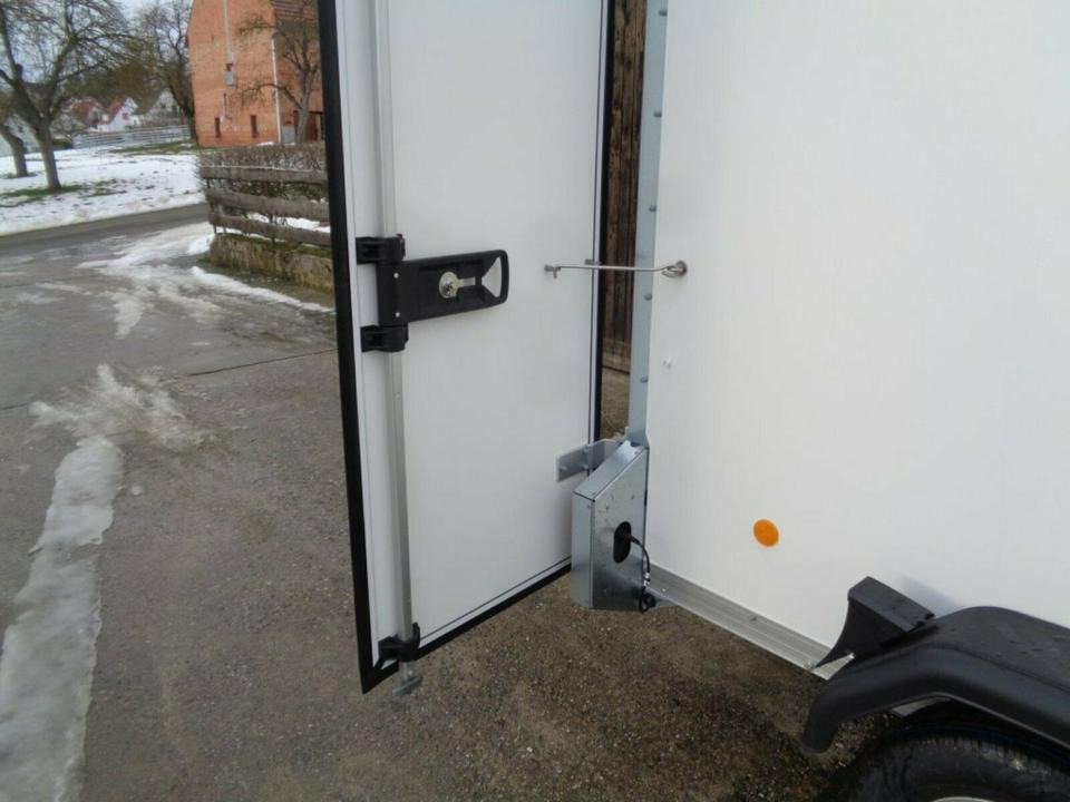 Böckmann PKW-Anhänger, KT3015/20 M-F, Koffer, 2,0 to. - Remorque fourgon: photos 5 Böckmann PKW-Anhänger, KT3015/20 M-F, Koffer, 2,0 to. - Remorque fourgon: photos 5