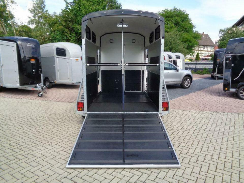 Böckmann Pferdeanhänger Big Portax WCF Videokamera - Van chevaux: photos 4 Böckmann Pferdeanhänger Big Portax WCF Videokamera - Van chevaux: photos 4