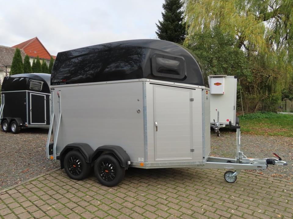 Böckmann Pferdeanhänger, Champion, Esprit, Sattelkammer, 100 km/h - Van chevaux: photos 2 Böckmann Pferdeanhänger, Champion, Esprit, Sattelkammer, 100 km/h - Van chevaux: photos 2