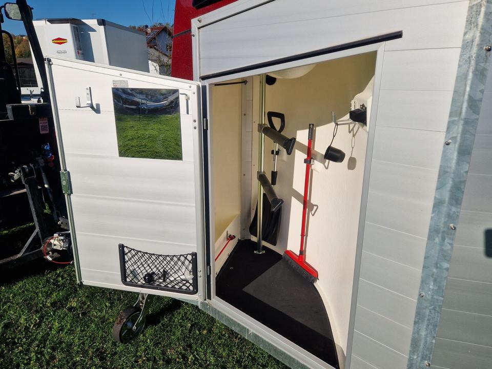 Böckmann Pferdeanhänger Champion R, SaKa., 100 km/h - Van chevaux: photos 4 Böckmann Pferdeanhänger Champion R, SaKa., 100 km/h - Van chevaux: photos 4