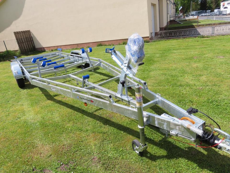 Remorque bateau Böckmann TPV, PKW Anhänger, Bootstrailer, 3,5 to. Winde, 100 km/h: photos 17 Remorque bateau Böckmann TPV, PKW Anhänger, Bootstrailer, 3,5 to. Winde, 100 km/h: photos 17