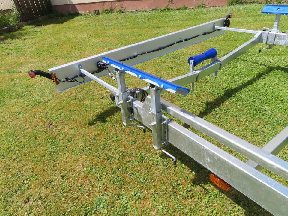 Remorque bateau Böckmann TPV, PKW Anhänger, Bootstrailer, 3,5 to. Winde, 100 km/h: photos 7 Remorque bateau Böckmann TPV, PKW Anhänger, Bootstrailer, 3,5 to. Winde, 100 km/h: photos 7