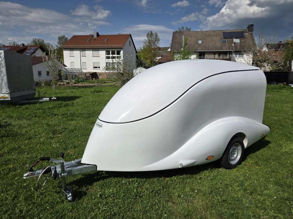 PKW Anhänger Motorrad Geschlossen Kofferanhänger 1000kg 100km/h - Remorque pour moto: photos 3 PKW Anhänger Motorrad Geschlossen Kofferanhänger 1000kg 100km/h - Remorque pour moto: photos 3