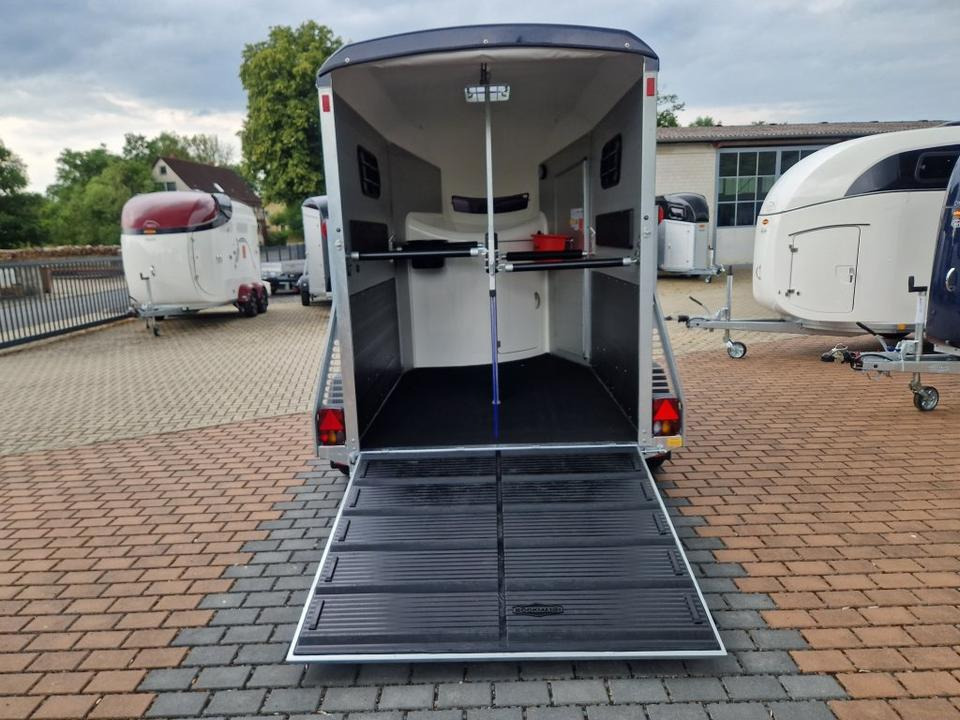 Pferdeanhänger Böckmann Portax SKA 23 Sattelkammer WCF - Van chevaux: photos 4 Pferdeanhänger Böckmann Portax SKA 23 Sattelkammer WCF - Van chevaux: photos 4