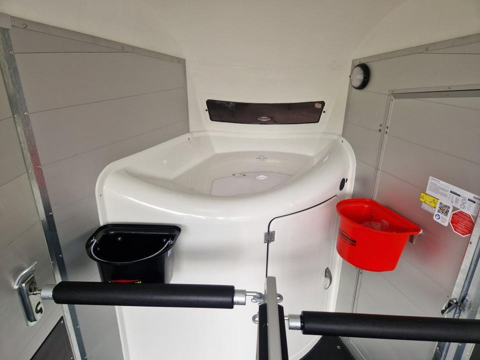 Pferdeanhänger Böckmann Portax SKA 23 Sattelkammer WCF - Van chevaux: photos 5 Pferdeanhänger Böckmann Portax SKA 23 Sattelkammer WCF - Van chevaux: photos 5