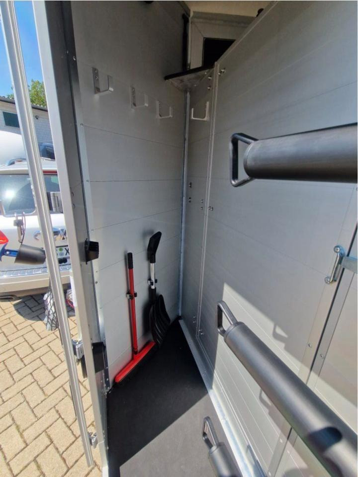 Pferdeanhänger Böckmann Traveller G3 - Van chevaux: photos 4 Pferdeanhänger Böckmann Traveller G3 - Van chevaux: photos 4