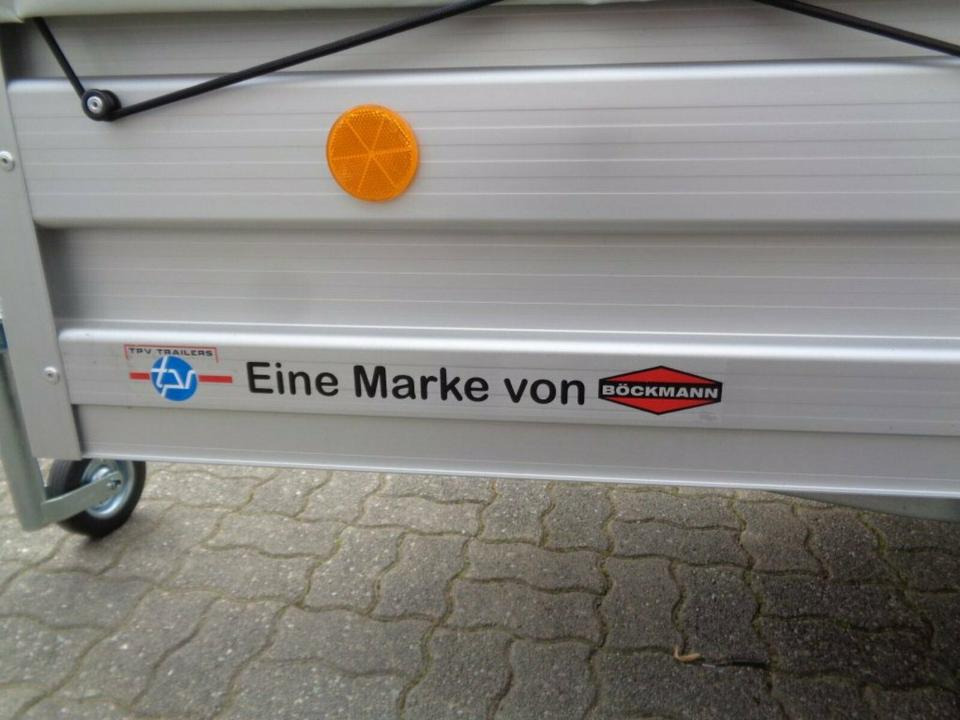 Pkw Anhänger, 750 kg, Alu Plane und Spriegel 100 km/h - Remorque voiture: photos 5 Pkw Anhänger, 750 kg, Alu Plane und Spriegel 100 km/h - Remorque voiture: photos 5